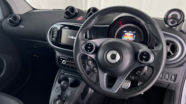 Used smart fortwo 2019 for sale - 76261525: Photo 9
