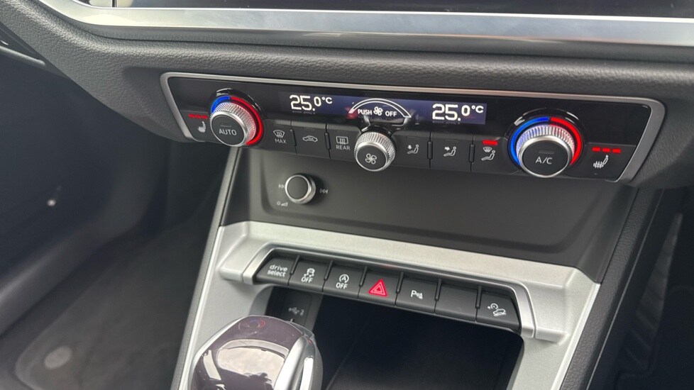 Used Audi Q3 2022 for sale - 77057865: Photo 16