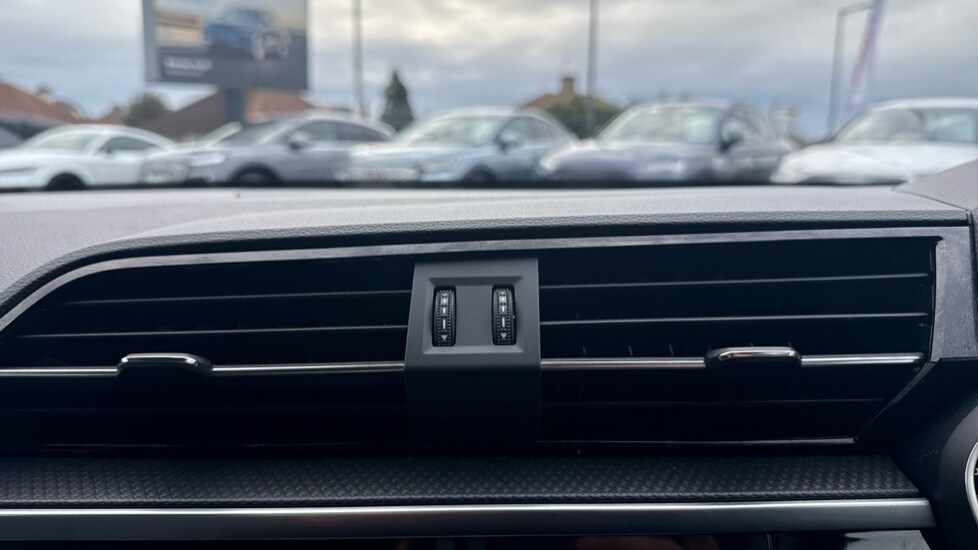 Used Audi Q3 2022 for sale - 77057865: Photo 46