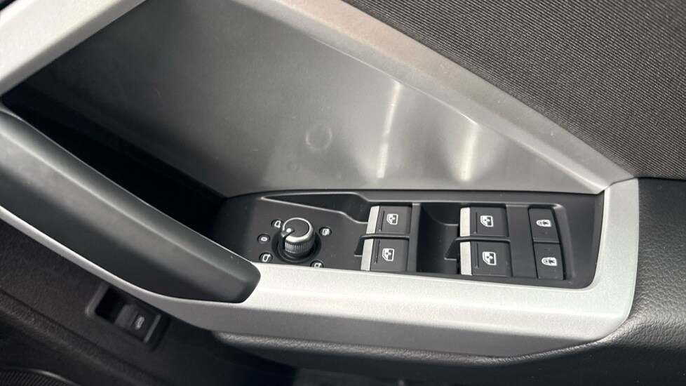 Used Audi Q3 2022 for sale - 77057865: Photo 48