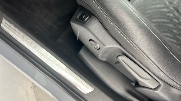 Used Vauxhall Grandland X 2020 for sale - 75980145: Photo 31