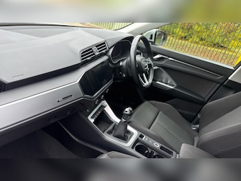 Used Audi Q3 2019 for sale - 75972453: Photo
