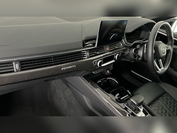 Used Audi RS4 2023 for sale - 76539900: Photo