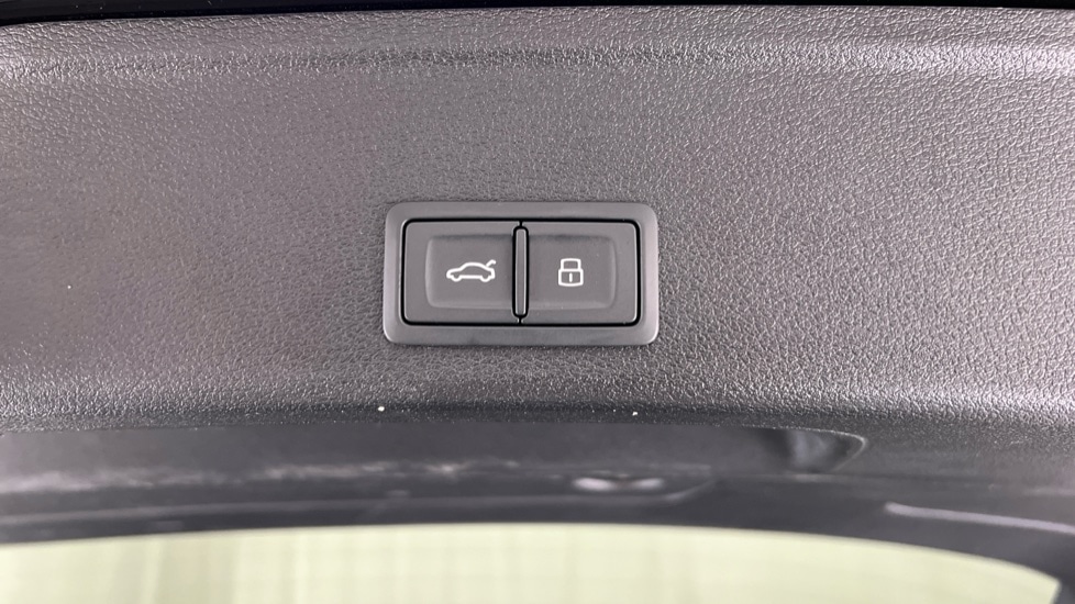 Used Audi RS4 2023 for sale - 76539900: Photo 42