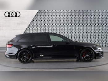 Used Audi RS4 2023 for sale - 76539900: Photo