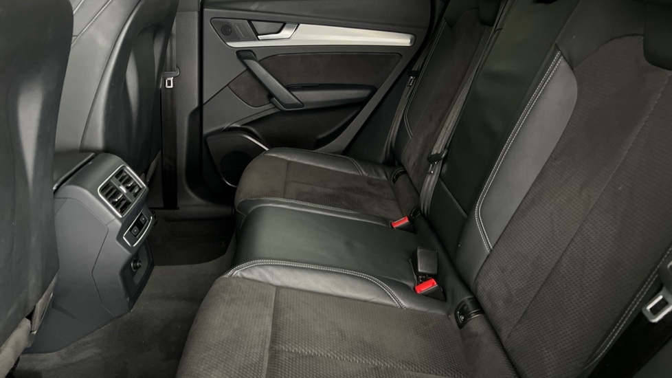 Used Audi Q5 2019 for sale - 76523605: Photo 15