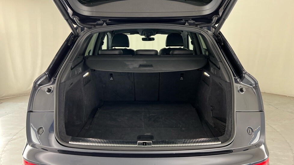 Used Audi Q5 2019 for sale - 76523605: Photo 18