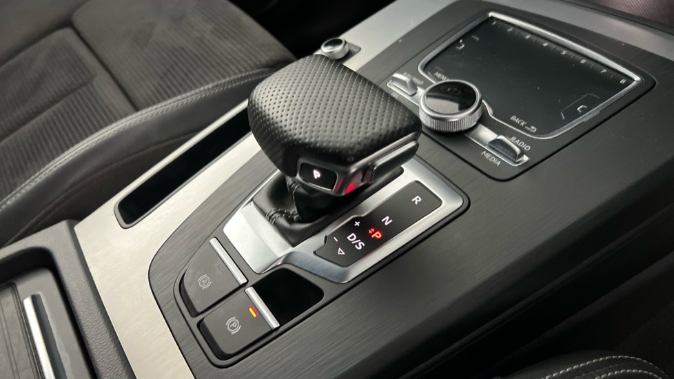 Used Audi Q5 2019 for sale - 76523605: Photo 19