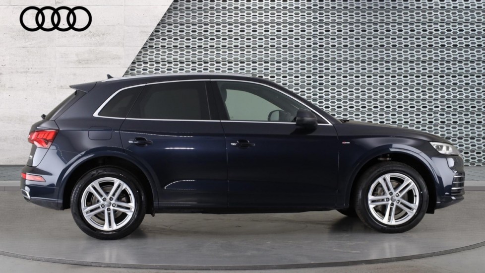 Used Audi Q5 2019 for sale - 76523605: Photo 4