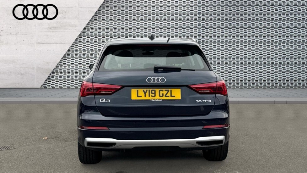 Used Audi Q3 2019 for sale - 76593718: Photo 11