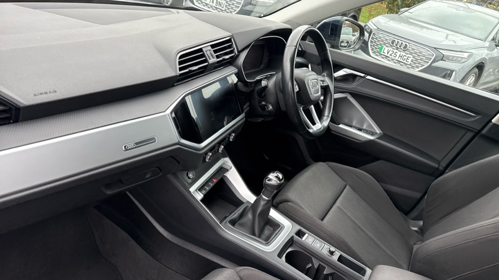 Used Audi Q3 2019 for sale - 76593718: Photo 2