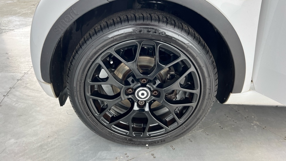 Used smart fortwo 2019 for sale - 76428140: Photo 17