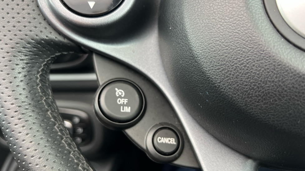 Used smart fortwo 2019 for sale - 76428140: Photo 38