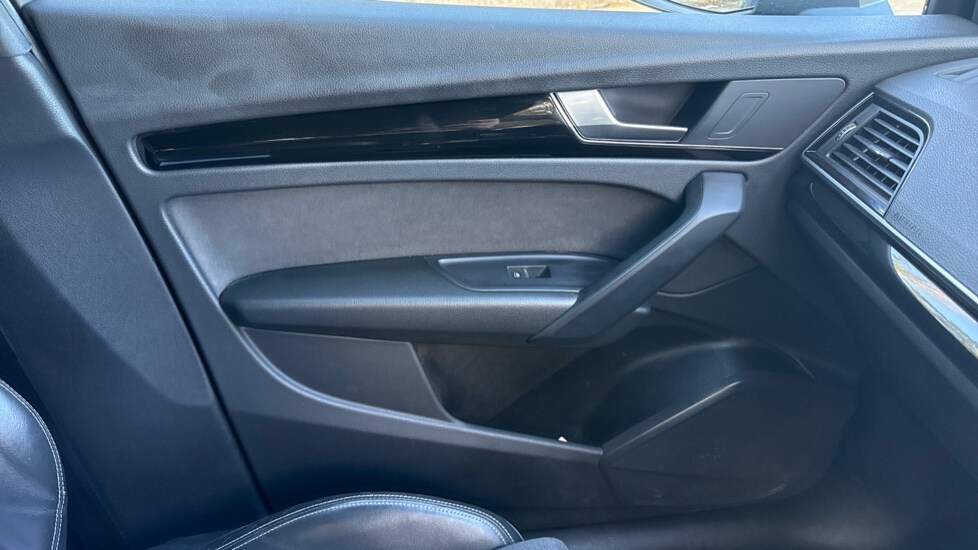 Used Audi Q5 2023 for sale - 76528872: Photo 28