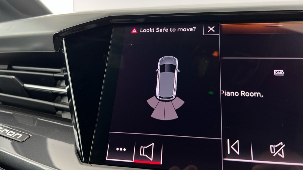 Used Audi Q4 e-tron 2022 for sale - 76966777: Photo 49