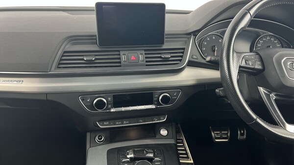 Used Audi Q5 2018 for sale - 76062297: Photo 13