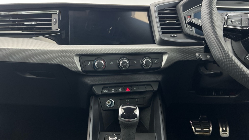 Used Audi A1 2025 for sale - 76623539: Photo 13