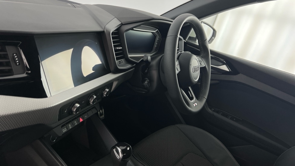 Used Audi A1 2025 for sale - 76623539: Photo 2