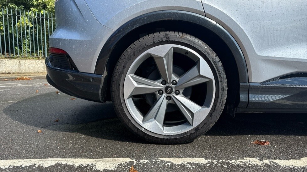 Used Audi Q4 e-tron 2024 for sale - 76856486: Photo 21