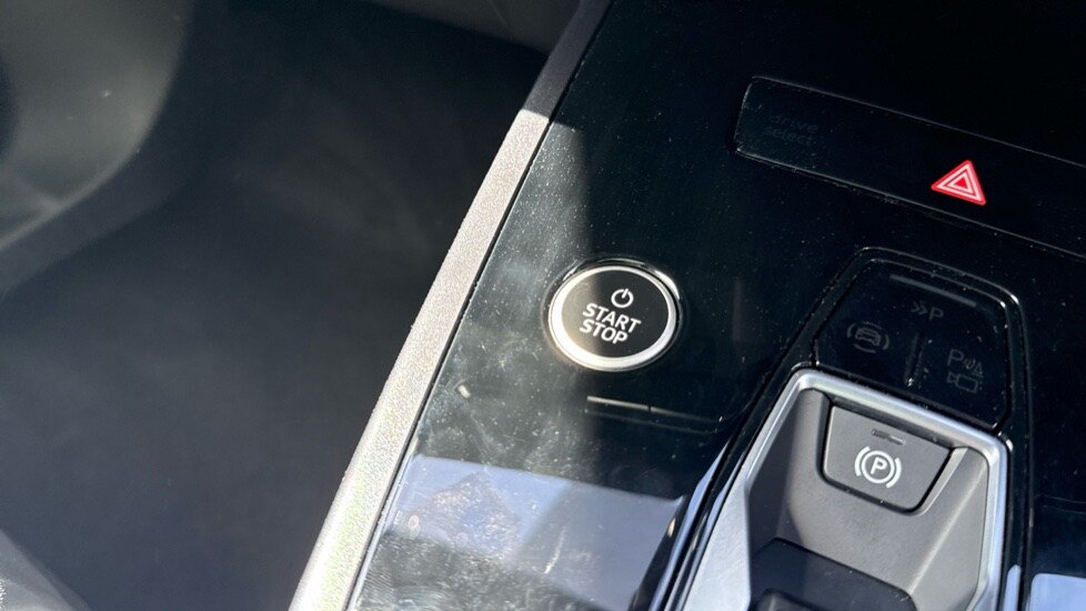 Used Audi Q4 e-tron 2024 for sale - 76856486: Photo 46