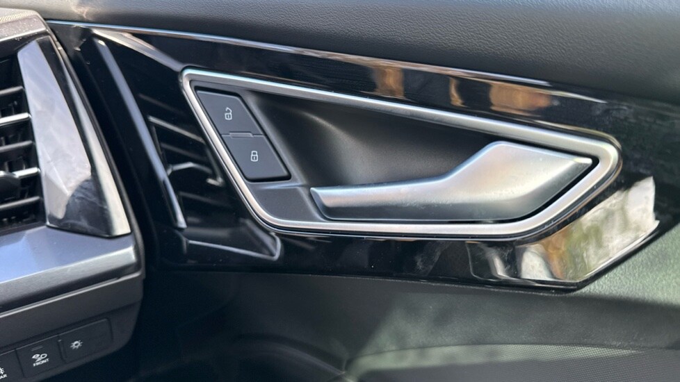 Used Audi Q4 e-tron 2024 for sale - 76856486: Photo 51