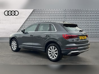 Used Audi Q3 2021 for sale - 76937497: Photo