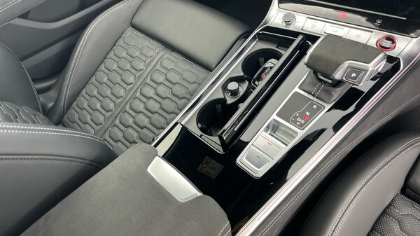 Used Audi RS6 2024 for sale - 76130525: Photo 19