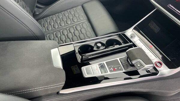 Used Audi RS6 2024 for sale - 76130525: Photo 29