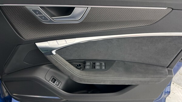 Used Audi RS6 2024 for sale - 76130525: Photo 30