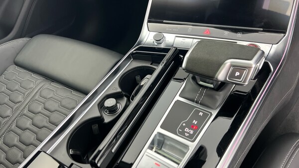Used Audi RS6 2024 for sale - 76130525: Photo 34