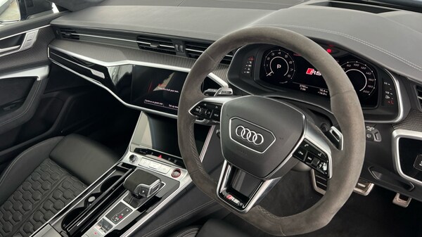 Used Audi RS6 2024 for sale - 76130525: Photo 6