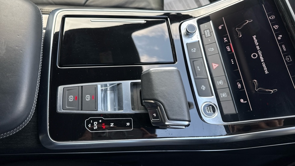 Used Audi Q7 2022 for sale - 76901298: Photo 31