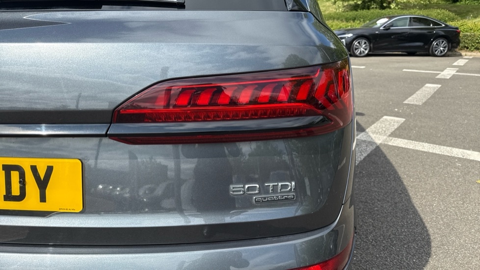 Used Audi Q7 2022 for sale - 76901298: Photo 37