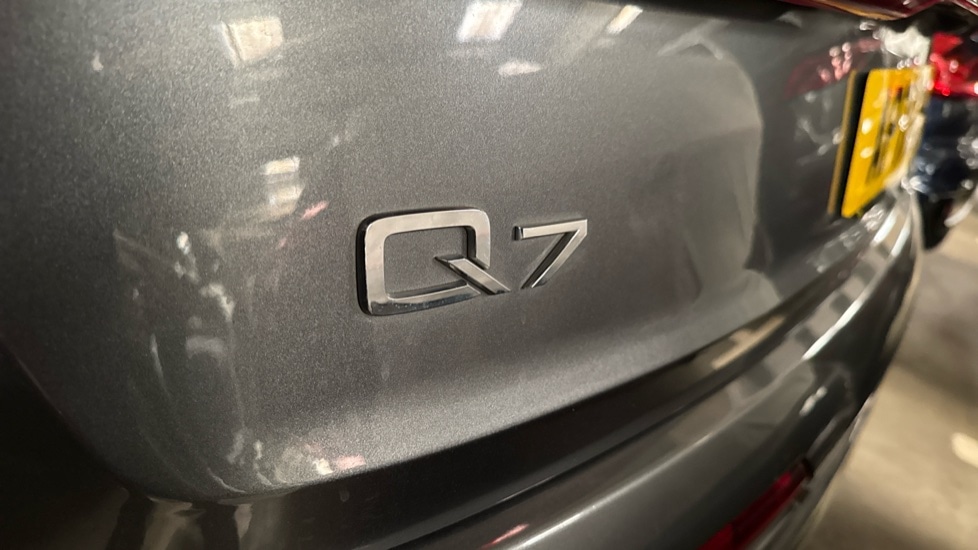 Used Audi Q7 2022 for sale - 76901298: Photo 43