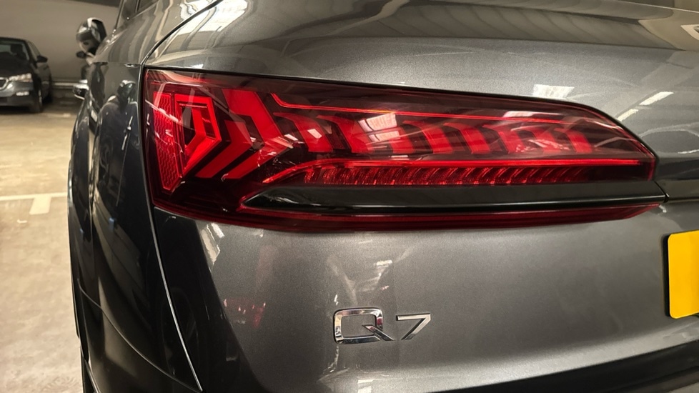 Used Audi Q7 2022 for sale - 76901298: Photo 44