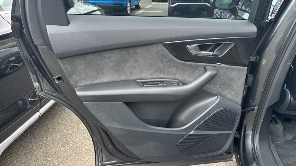 Used Audi Q7 2022 for sale - 76901298: Photo 61