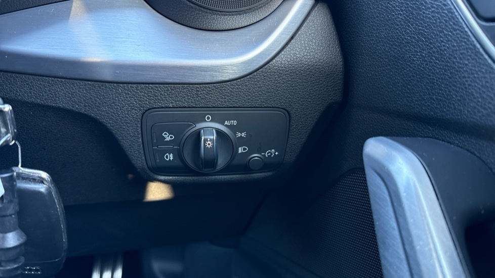 Used Audi Q2 2017 for sale - 76856483: Photo 41