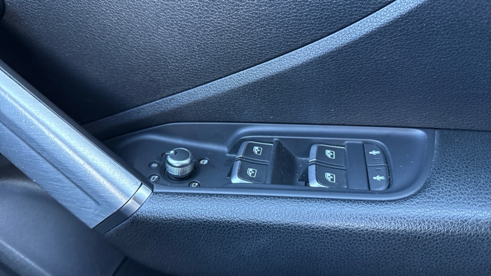 Used Audi Q2 2017 for sale - 76856483: Photo 42