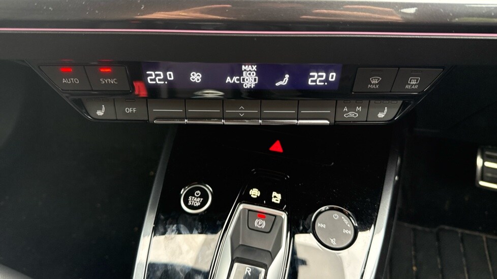 Used Audi Q4 e-tron 2025 for sale - 76208766: Photo 16