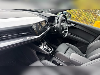 Used Audi Q4 e-tron 2025 for sale - 76208766: Photo