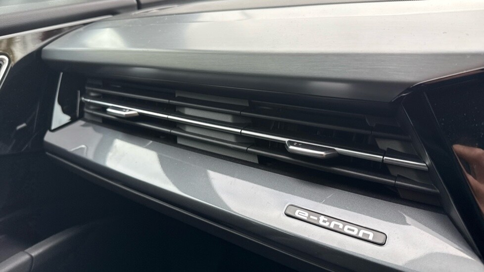 Used Audi Q4 e-tron 2025 for sale - 76208766: Photo 43