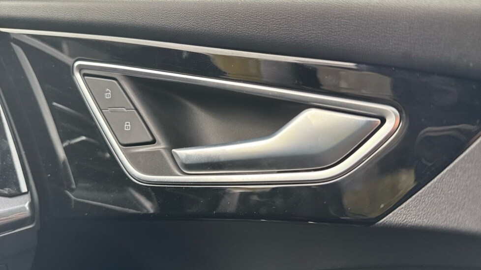 Used Audi Q4 e-tron 2025 for sale - 76208766: Photo 46