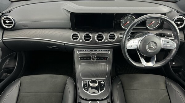 Used Mercedes-Benz E-Class 2019 for sale - 76021959: Photo 11