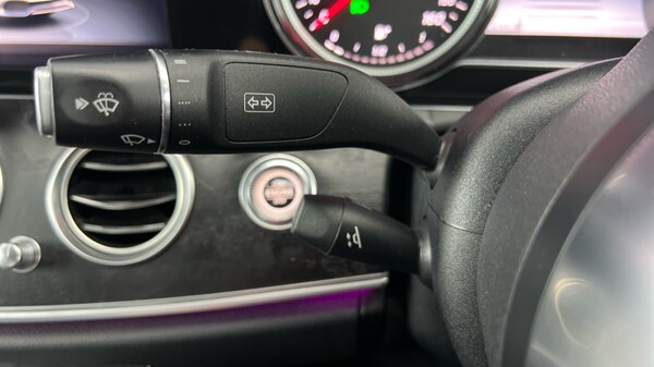 Used Mercedes-Benz E-Class 2019 for sale - 76021959: Photo 25