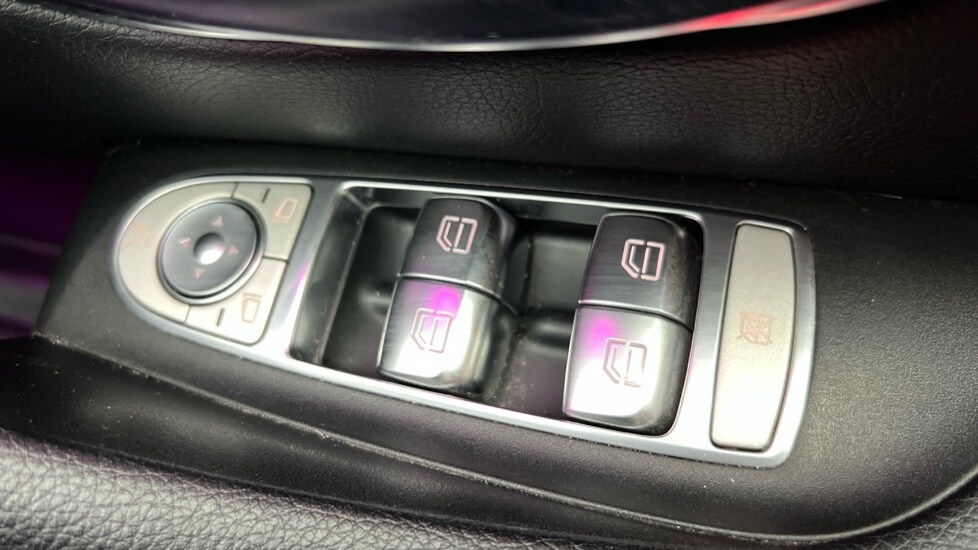 Used Mercedes-Benz E Class 2019 for sale - 76021959: Photo 37