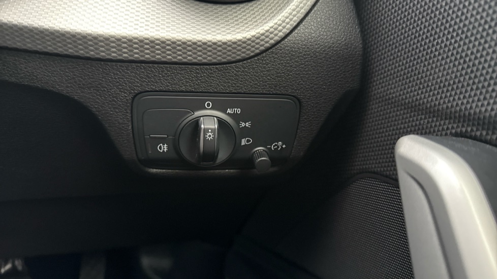 Used Audi Q2 2022 for sale - 76602918: Photo 40