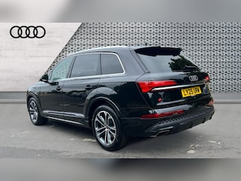 Used Audi Q7 2025 for sale - 75603002: Photo