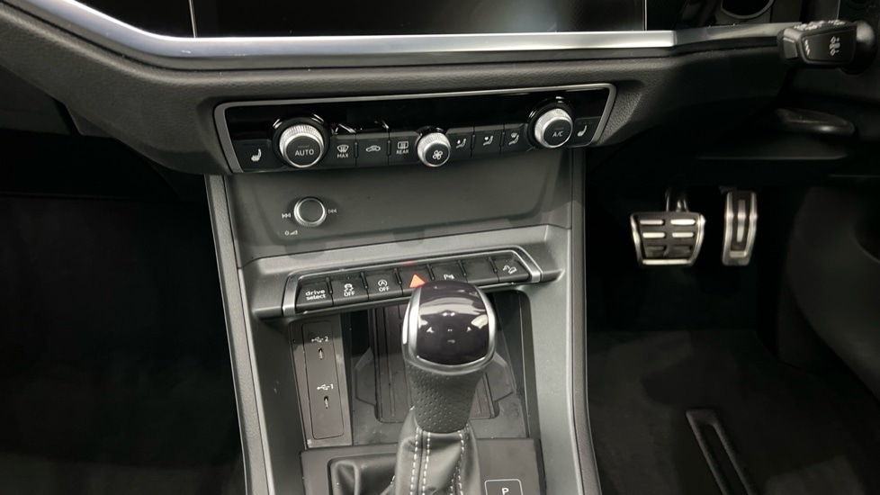 Used Audi Q3 2025 for sale - 76872498: Photo 16