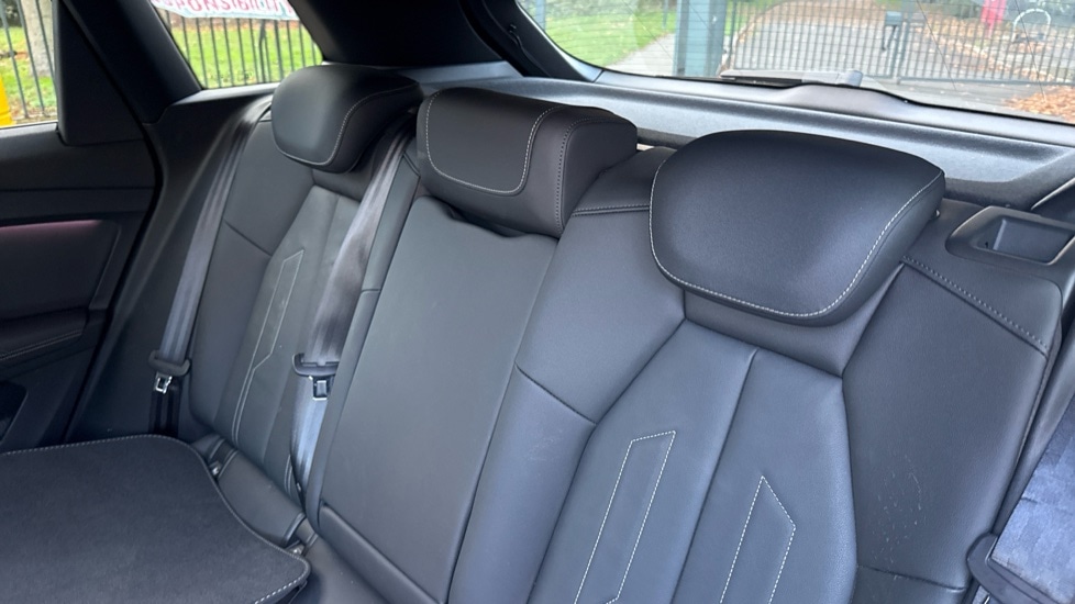 Used Audi Q4 e-tron 2025 for sale - 76366570: Photo 15