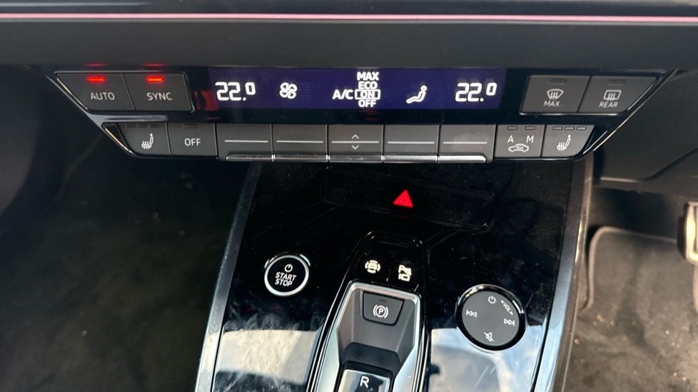 Used Audi Q4 e-tron 2025 for sale - 76366570: Photo 16